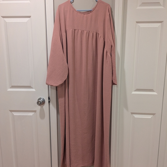 Pink Abaya - Picture 2 of 4